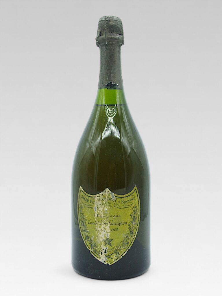 name1} - View 1 | Rotamagus Wines