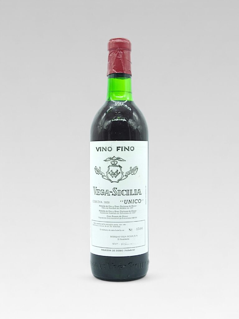 name1} - View 1 | Rotamagus Wines